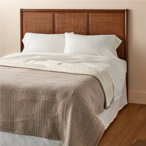 NWT King Microstripe Matelasse Coverlet Cocoa Praline - Hearth & Hand